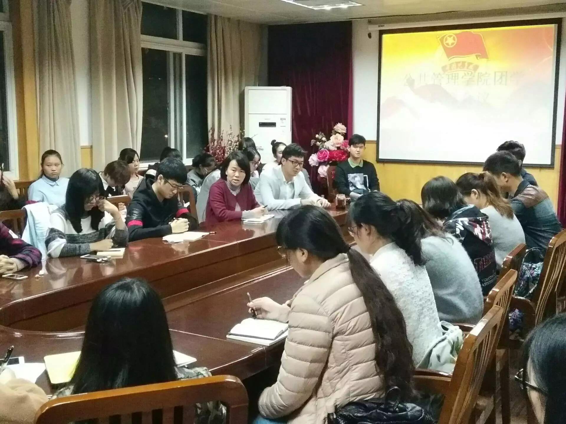英国正版365官方网站党委副书记曾艳发表讲话